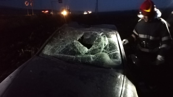 Imagini cumplite: Accident rutier în Vaslui! Șoferul, de negăsit